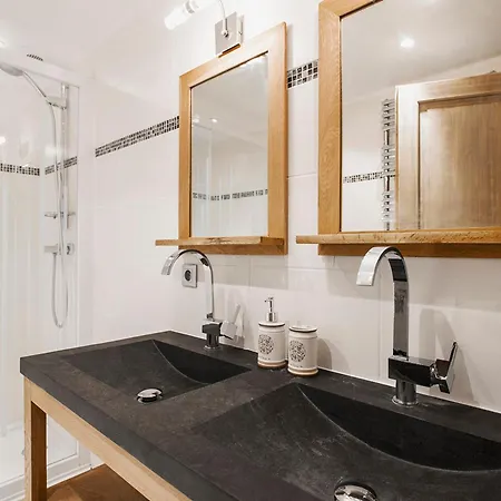 Apartment Aux Pieds Pour Familles Avec Animaux, Balcon, Parking, Wi-fi - Fr-1-514-15 Courchevel